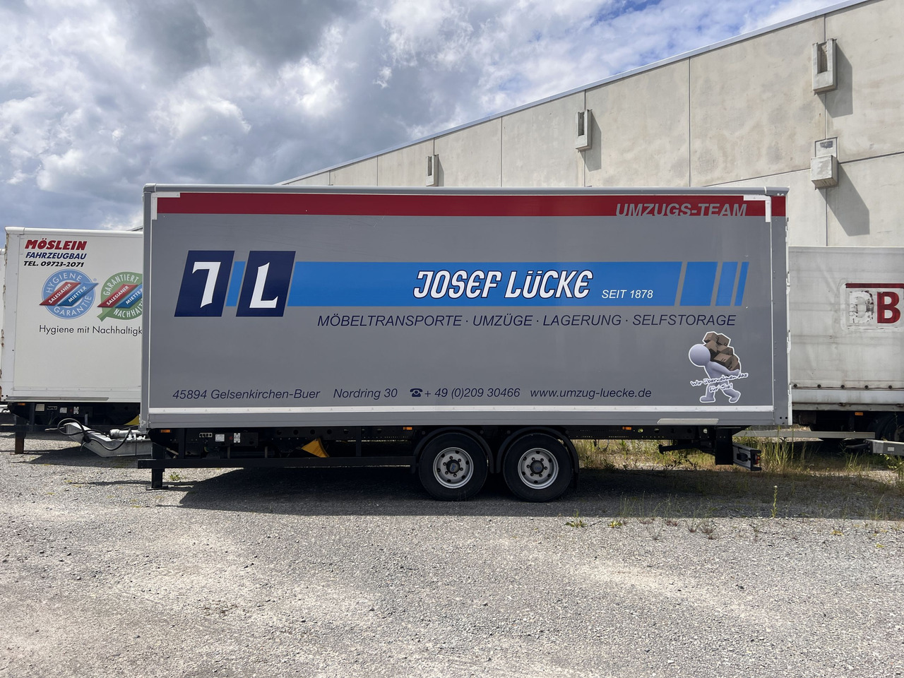 Möslein TKO 105 Schwebheim Tandem- Möbel Koffer- Anhänger - Remorcă furgon: Foto 1 Möslein TKO 105 Schwebheim Tandem- Möbel Koffer- Anhänger - Remorcă furgon: Foto 1