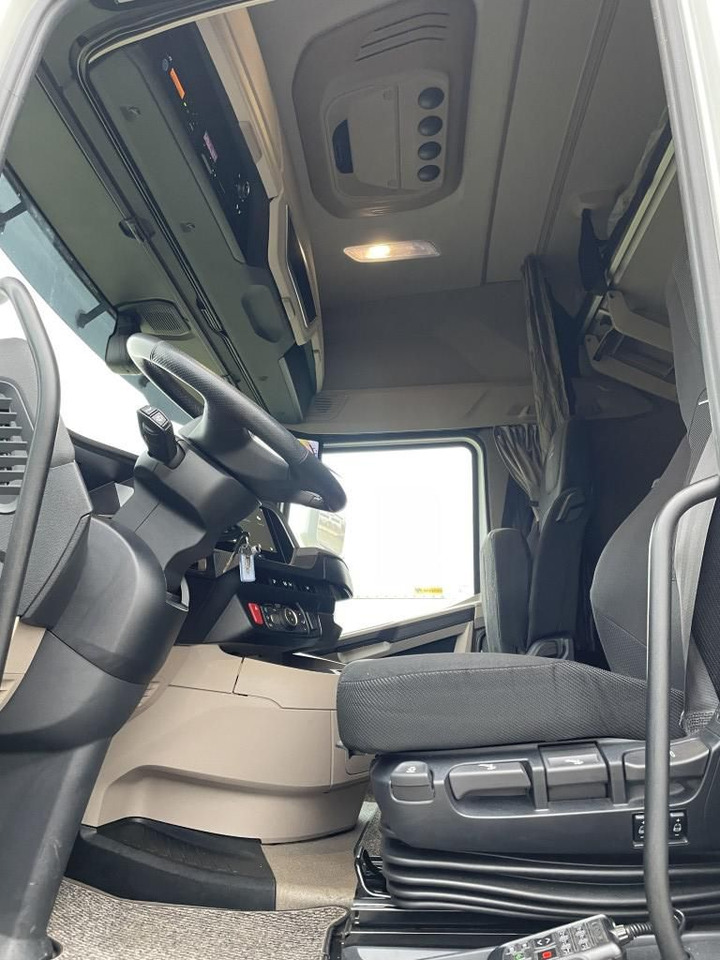 Cap tractor DAF FT XG 480: Foto 8