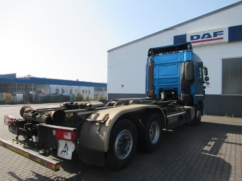 DAF FAN XF 530 SC Abrollkipper - Camion cu cârlig: Foto 3 DAF FAN XF 530 SC Abrollkipper - Camion cu cârlig: Foto 3