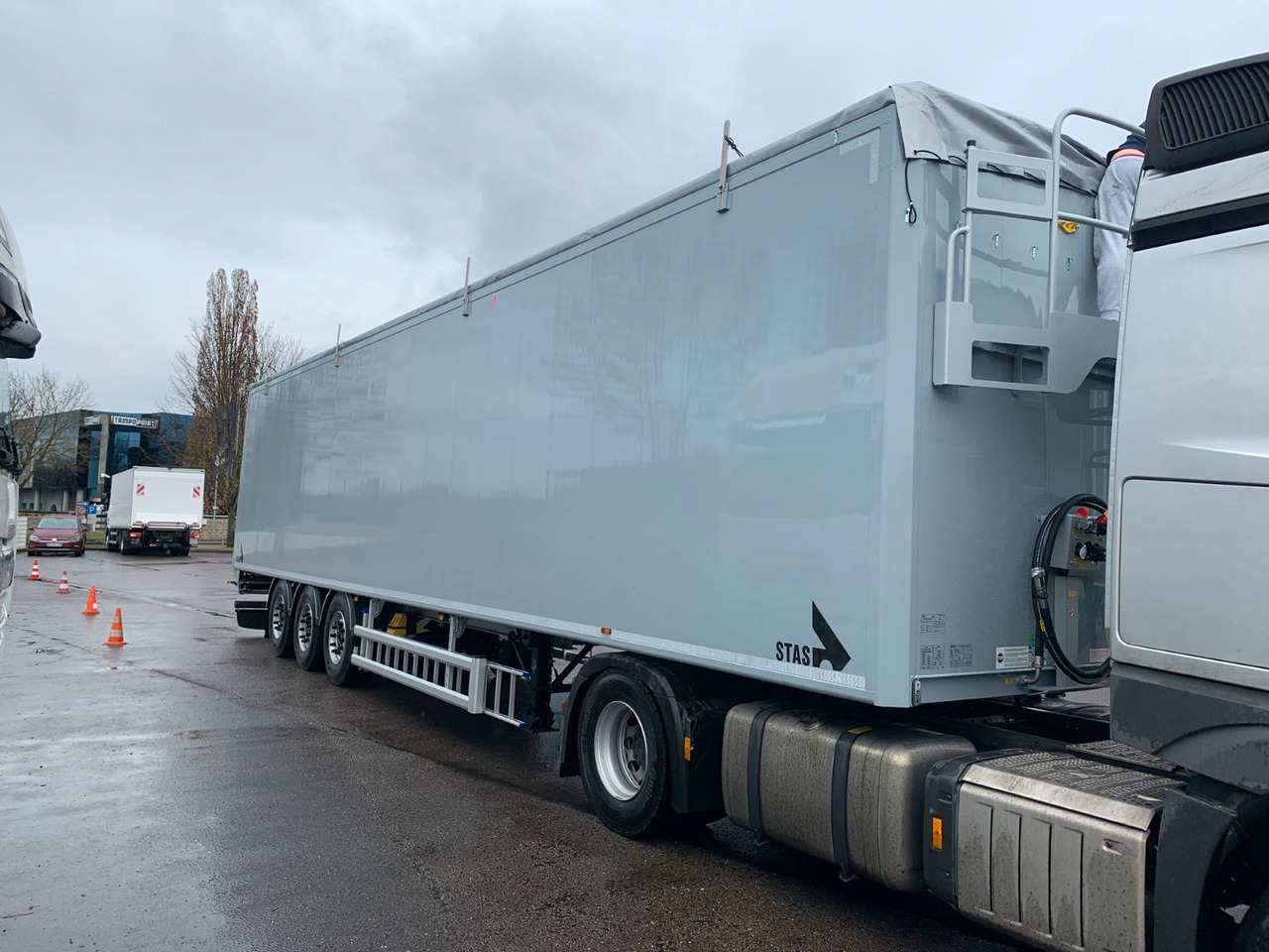 Stas bioSTAR 90,6 cbm - Semiremorcă cu podea culisantă: Foto 1 Stas bioSTAR 90,6 cbm - Semiremorcă cu podea culisantă: Foto 1