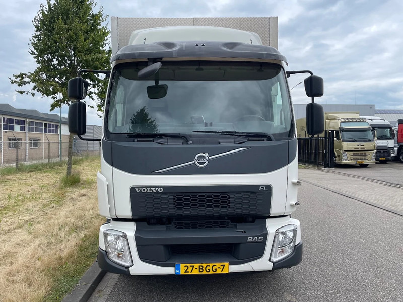 Volvo FL 210 euro 6 2015 - Camion furgon: Foto 4 Volvo FL 210 euro 6 2015 - Camion furgon: Foto 4