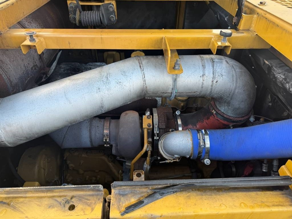 Excavator pe şenile CAT 390 D L ME: Foto 21 Excavator pe şenile CAT 390 D L ME: Foto 21