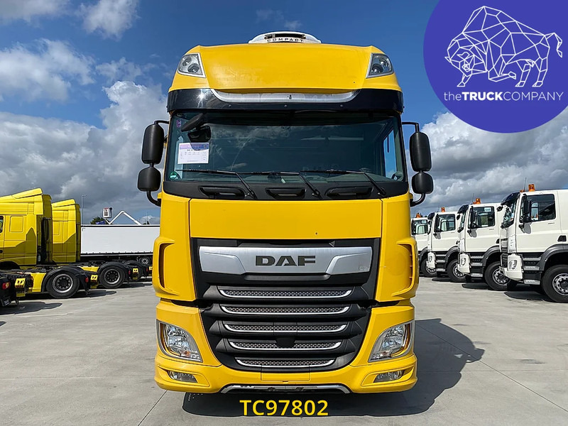 DAF XF 105 480 - Cap tractor: Foto 2 DAF XF 105 480 - Cap tractor: Foto 2