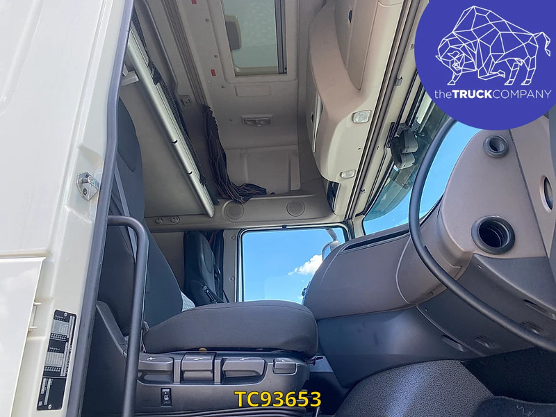 DAF XF 480 - Cap tractor: Foto 5 DAF XF 480 - Cap tractor: Foto 5