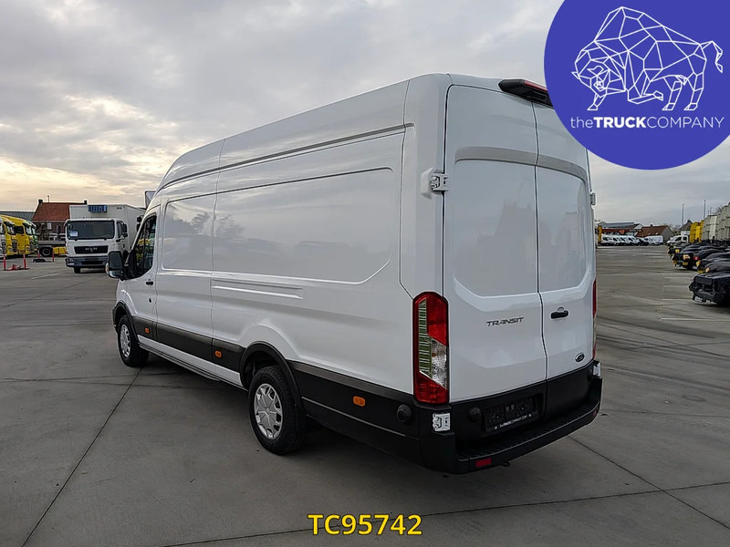 Ford Transit 2.0 TDCI L4H2 - Dubă: Foto 3 Ford Transit 2.0 TDCI L4H2 - Dubă: Foto 3
