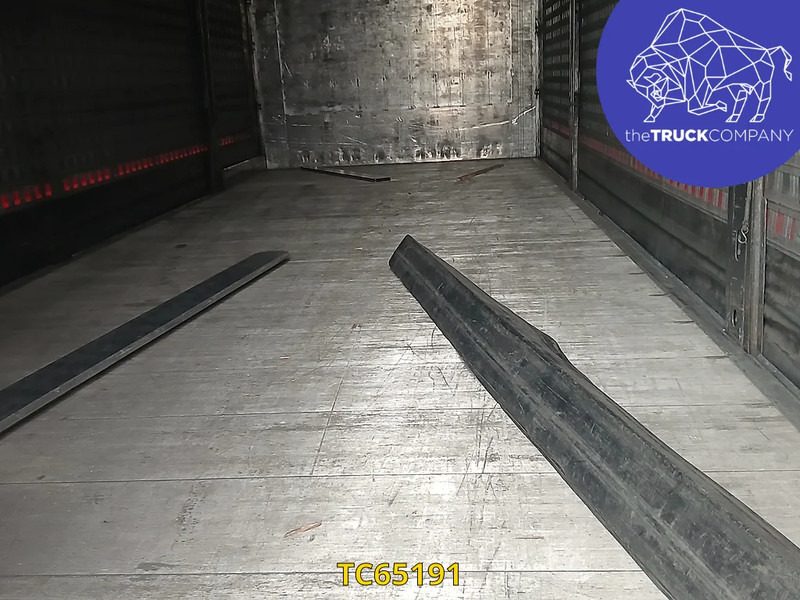 Fruehauf - Remorcă cu prelată: Foto 3 Fruehauf - Remorcă cu prelată: Foto 3