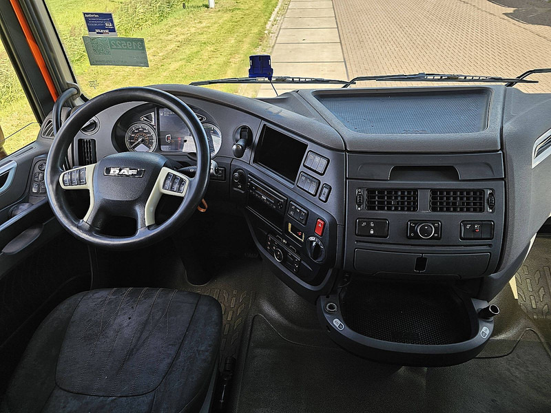 Cap tractor DAF XF 450 SPACECAB: Foto 8