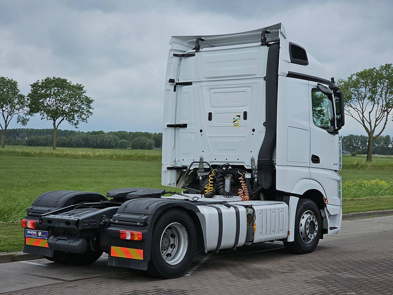 Mercedes-Benz ACTROS 1845 LS - Cap tractor: Foto 3 Mercedes-Benz ACTROS 1845 LS - Cap tractor: Foto 3