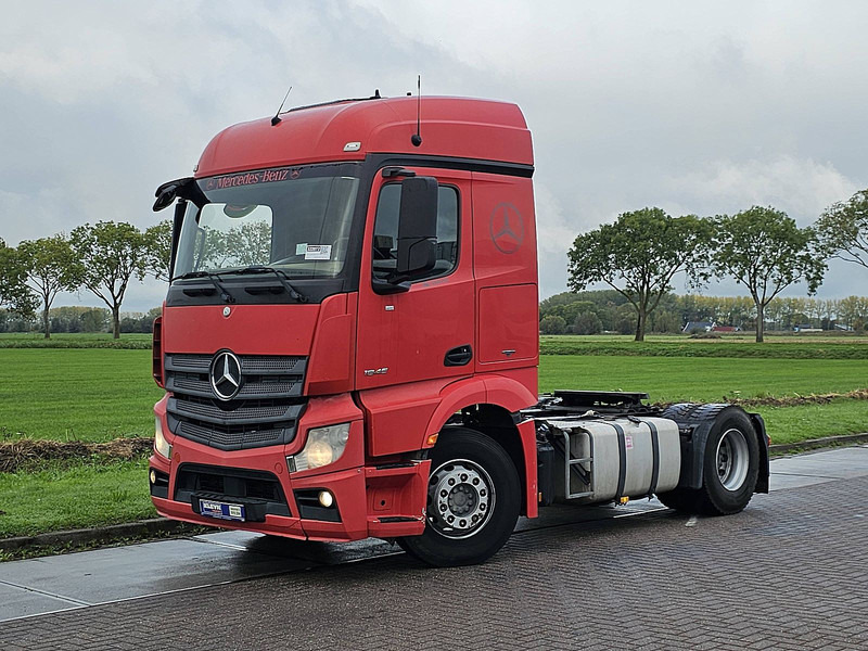 Mercedes-Benz ACTROS 1845 LS - Cap tractor: Foto 2 Mercedes-Benz ACTROS 1845 LS - Cap tractor: Foto 2