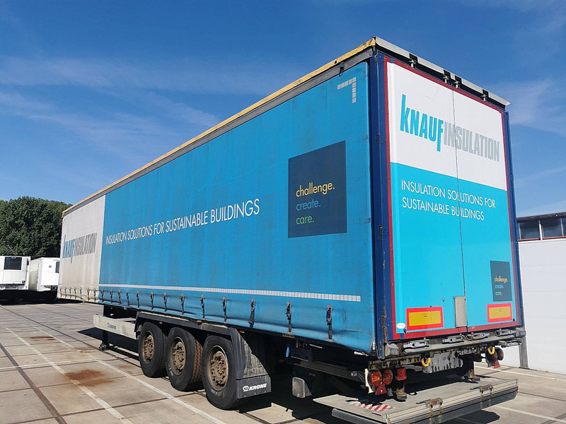 Krone SDP 02 BÄR 2 TONS TAILLIFT - Semiremorcă prelată: Foto 5 Krone SDP 02 BÄR 2 TONS TAILLIFT - Semiremorcă prelată: Foto 5