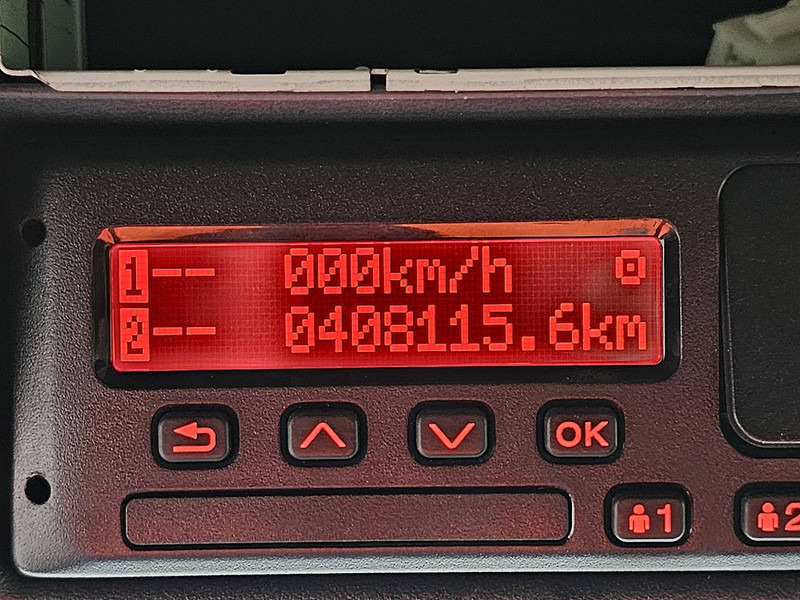 Camion furgon MAN 26.420 TGX 6X2-4 LIFT GETRÄNKE: Foto 9 Camion furgon MAN 26.420 TGX 6X2-4 LIFT GETRÄNKE: Foto 9