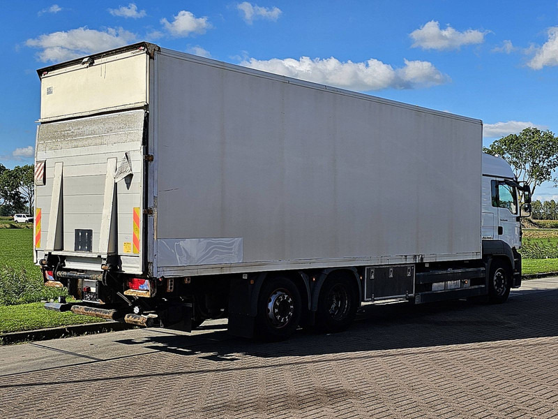 MAN 26.440 TGA LX 6X2 SIDE DOORS - Camion furgon: Foto 3 MAN 26.440 TGA LX 6X2 SIDE DOORS - Camion furgon: Foto 3