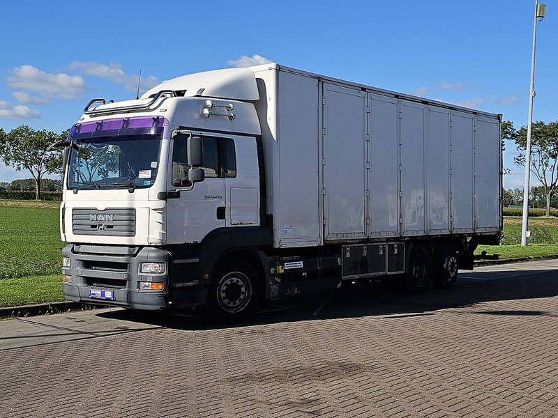 MAN 26.440 TGA LX 6X2 SIDE DOORS - Camion furgon: Foto 2 MAN 26.440 TGA LX 6X2 SIDE DOORS - Camion furgon: Foto 2