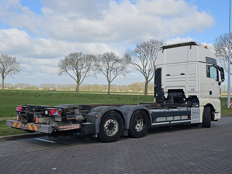 MAN 26.440 TGX XXL 6X2-4 STEER AXLE - Camion transport containere/ Swap body: Foto 3 MAN 26.440 TGX XXL 6X2-4 STEER AXLE - Camion transport containere/ Swap body: Foto 3
