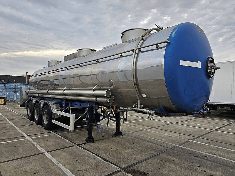 Magyar SR 34 EB FOODSTUFF ISOLATED - Semiremorcă cisternă: Foto 3 Magyar SR 34 EB FOODSTUFF ISOLATED - Semiremorcă cisternă: Foto 3