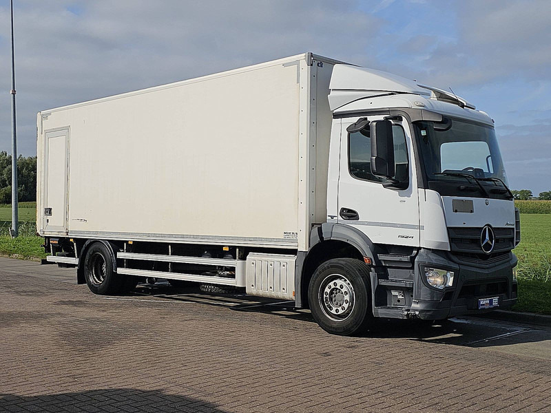 Mercedes-Benz ANTOS 1924 L 19T TAILLIFT - Camion furgon: Foto 5 Mercedes-Benz ANTOS 1924 L 19T TAILLIFT - Camion furgon: Foto 5