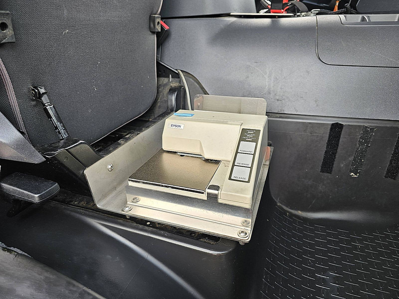 Camion cisternă Scania P280: Foto 10 Camion cisternă Scania P280: Foto 10