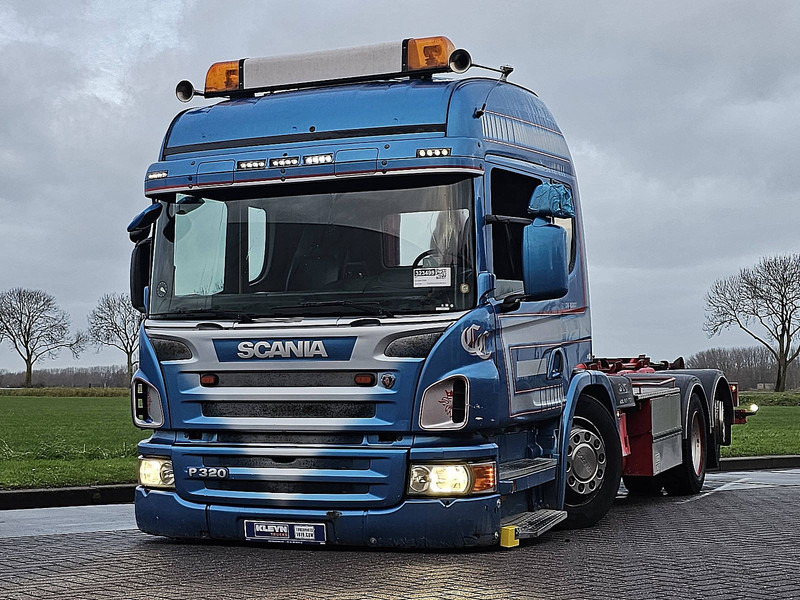 Scania P320 LOW ENTRY 6X2*4 HIAB - Camion cu cârlig: Foto 1 Scania P320 LOW ENTRY 6X2*4 HIAB - Camion cu cârlig: Foto 1