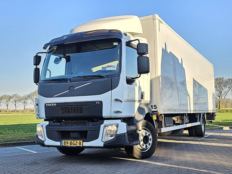 Volvo FL 250.12 - Camion furgon: Foto 1 Volvo FL 250.12 - Camion furgon: Foto 1