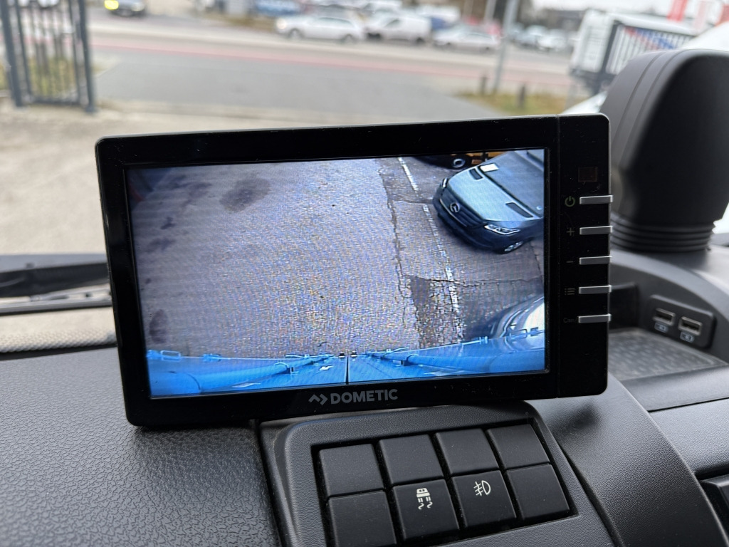 Iveco EC ML120E21/P CNG Erdgas Klima 7,2m Koff LBW+Tür - Camion furgon: Foto 2 Iveco EC ML120E21/P CNG Erdgas Klima 7,2m Koff LBW+Tür - Camion furgon: Foto 2