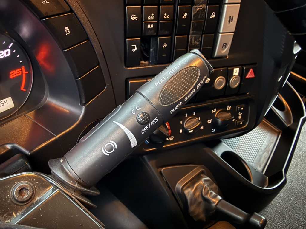 Iveco Stralis AT260S46 Klima Carrier Supra550 Tiefkühl - Camion frigider: Foto 2 Iveco Stralis AT260S46 Klima Carrier Supra550 Tiefkühl - Camion frigider: Foto 2