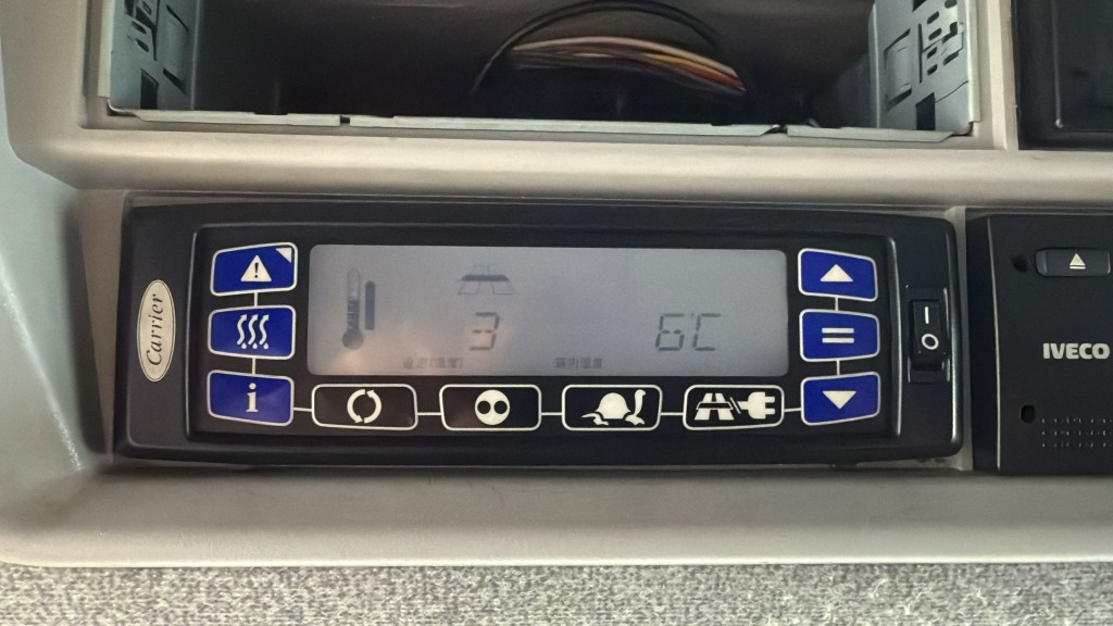 Iveco Stralis AT260S46 Klima Carrier Supra550 Tiefkühl - Camion frigider: Foto 3 Iveco Stralis AT260S46 Klima Carrier Supra550 Tiefkühl - Camion frigider: Foto 3