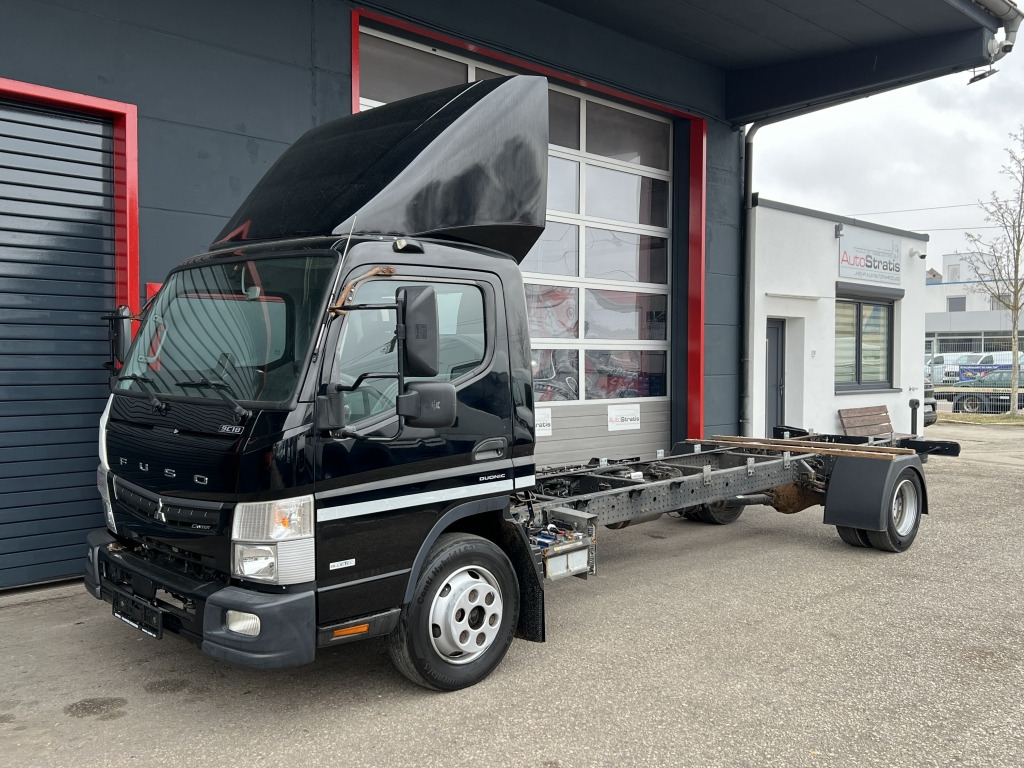 Mitsubishi Fuso Canter 9C18 5,8m Euro6d Klimaaut. Tempomat - Camion şasiu: Foto 1 Mitsubishi Fuso Canter 9C18 5,8m Euro6d Klimaaut. Tempomat - Camion şasiu: Foto 1
