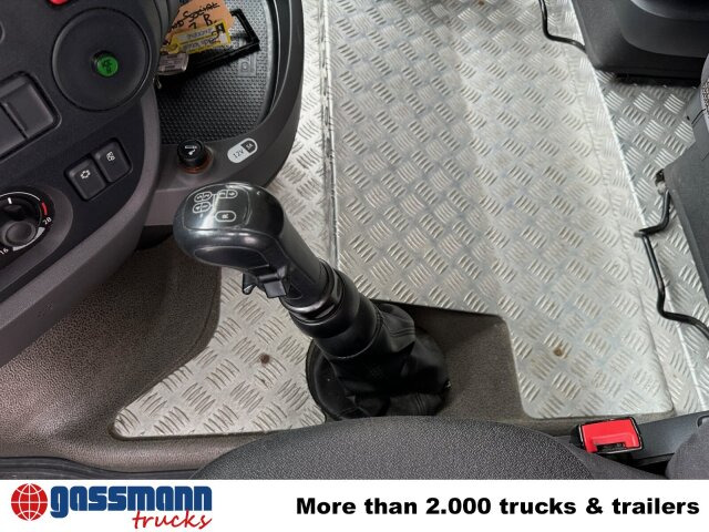 DAF XF 410 FA 4x2, Fahrschule, 2x AHK, 6 Sitze - Camion platformă: Foto 5 DAF XF 410 FA 4x2, Fahrschule, 2x AHK, 6 Sitze - Camion platformă: Foto 5