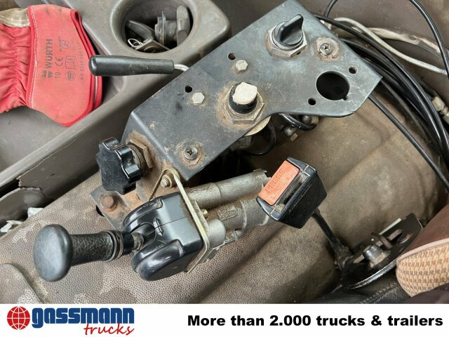 Iveco 260-34 AHW 6x6, V8, Manual, Full Steel - Camion şasiu: Foto 4 Iveco 260-34 AHW 6x6, V8, Manual, Full Steel - Camion şasiu: Foto 4