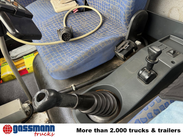 MAN 14.225 LAK 4x4 BB, Winterdienstausstattung - Camion basculantă: Foto 5 MAN 14.225 LAK 4x4 BB, Winterdienstausstattung - Camion basculantă: Foto 5