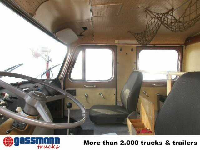 MAN 450 HALF TRO-TLF 16 - Autospeciala de stins incendii: Foto 3 MAN 450 HALF TRO-TLF 16 - Autospeciala de stins incendii: Foto 3