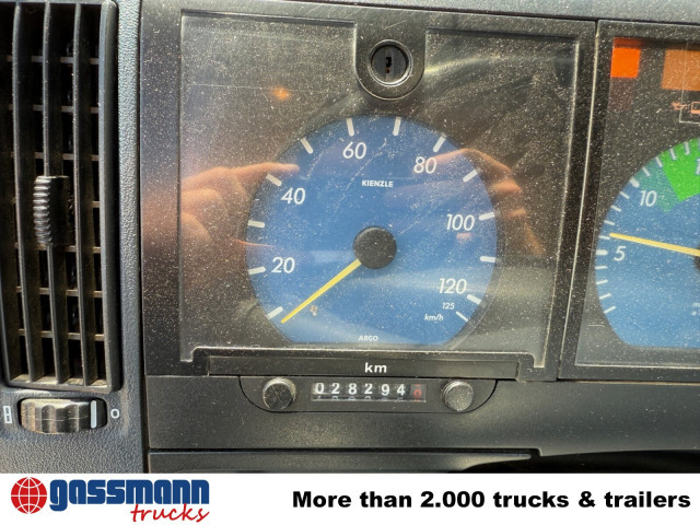 Mercedes-Benz Atego 917 4x4, LF 10, Einzelbereifung, AT-Motor - Autospeciala de stins incendii: Foto 5 Mercedes-Benz Atego 917 4x4, LF 10, Einzelbereifung, AT-Motor - Autospeciala de stins incendii: Foto 5