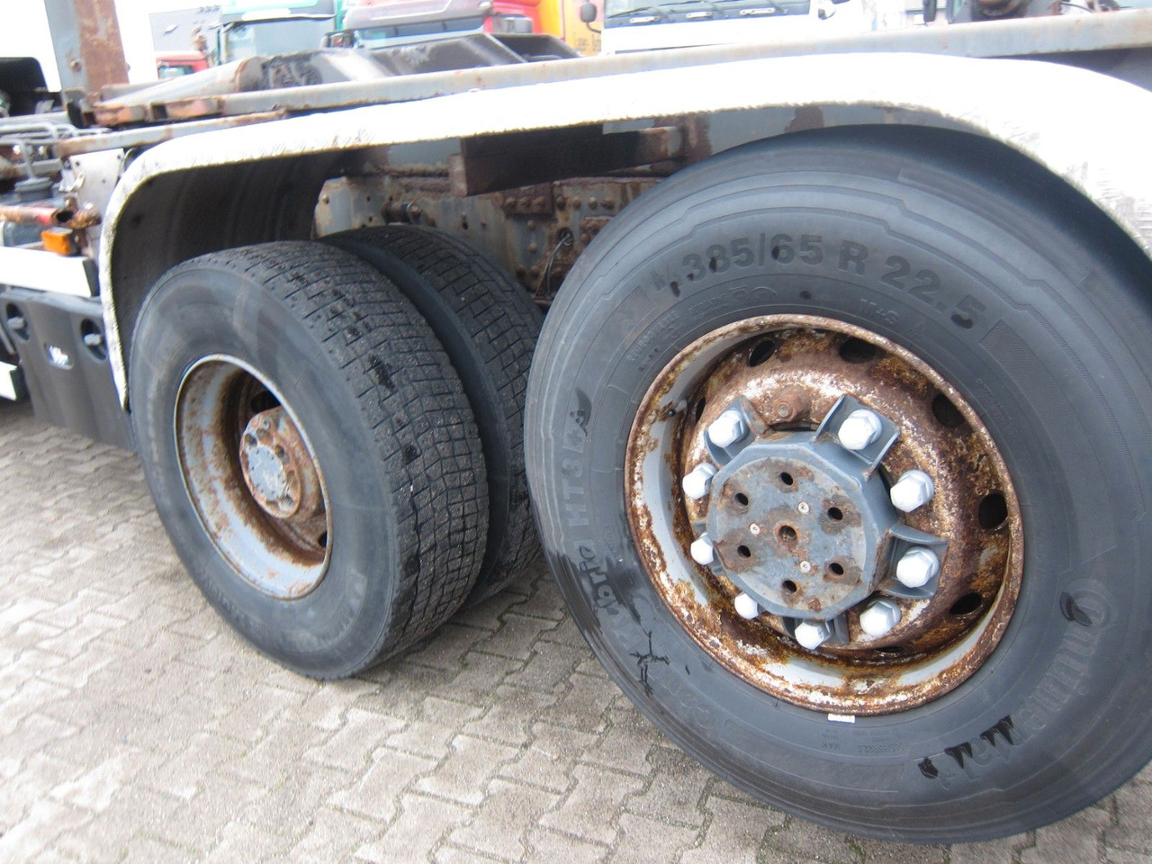 Volvo FH 460 Globe 8X2 Haken 25T Manual Ap-Achse - Camion cu cârlig: Foto 5 Volvo FH 460 Globe 8X2 Haken 25T Manual Ap-Achse - Camion cu cârlig: Foto 5