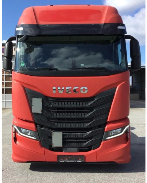 Iveco S-WAY 460 LNG - 4x2 - Retarder - Full air - Cap tractor: Foto 2 Iveco S-WAY 460 LNG - 4x2 - Retarder - Full air - Cap tractor: Foto 2
