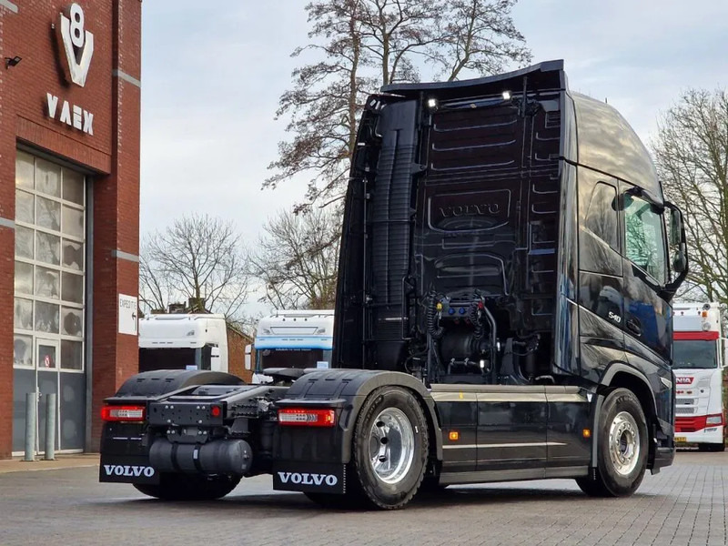 Cap tractor nou Volvo FH 13.500 Globetrotter XL 4x2 - NEW - Full spec - I parkcool - Full air -: Foto 6 Cap tractor nou Volvo FH 13.500 Globetrotter XL 4x2 - NEW - Full spec - I parkcool - Full air -: Foto 6