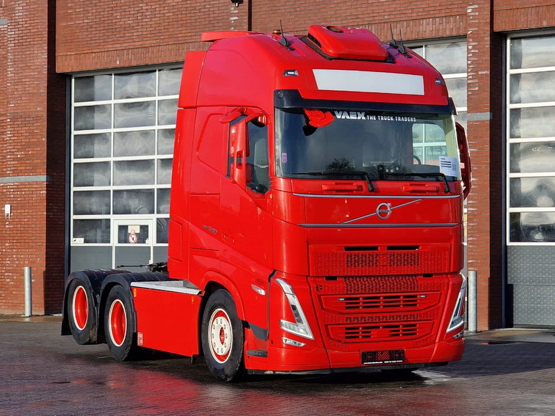 Volvo FH 13.500 Globetrotter XL 6x2 - Night clima - 3.00 WB - Leather - Full air - Cap tractor: Foto 1 Volvo FH 13.500 Globetrotter XL 6x2 - Night clima - 3.00 WB - Leather - Full air - Cap tractor: Foto 1
