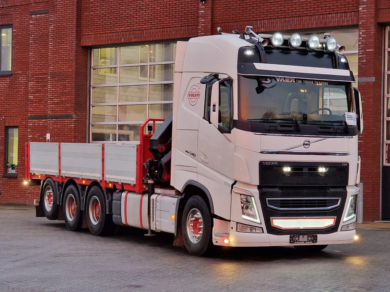 Volvo FH 13.540 8x4*4 - HMF2620 K6 Crane 2017 with remote - Retarder - HUB reduction - Camion cu macara: Foto 2 Volvo FH 13.540 8x4*4 - HMF2620 K6 Crane 2017 with remote - Retarder - HUB reduction - Camion cu macara: Foto 2