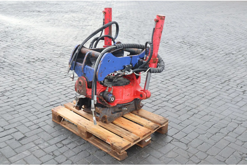 INDEXATOR ROTOTILT RT80 | TILTROTATOR | S70 - Tiltrotator pentru Utilaje constructii: Foto 1 INDEXATOR ROTOTILT RT80 | TILTROTATOR | S70 - Tiltrotator pentru Utilaje constructii: Foto 1