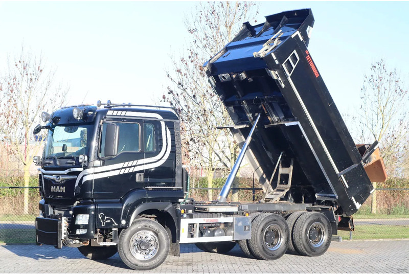 MAN TGS 26.500 | 6X6 | HYDRODRIVE | BIG AXLES | EURO 6 - Camion basculantă: Foto 1 MAN TGS 26.500 | 6X6 | HYDRODRIVE | BIG AXLES | EURO 6 - Camion basculantă: Foto 1