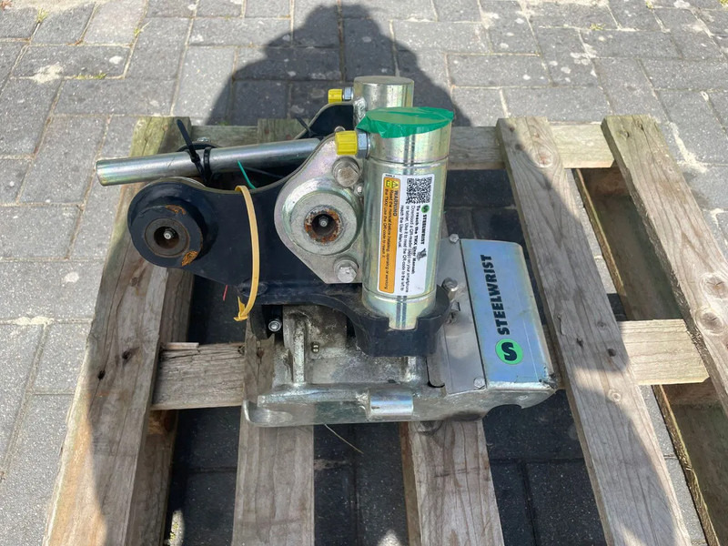 STEELWRIST TMX S30 -180HA | TILT QUICKCOUPLER | TILTING COUPLER | NEW - Tiltrotator pentru Utilaje constructii: Foto 2 STEELWRIST TMX S30 -180HA | TILT QUICKCOUPLER | TILTING COUPLER | NEW - Tiltrotator pentru Utilaje constructii: Foto 2