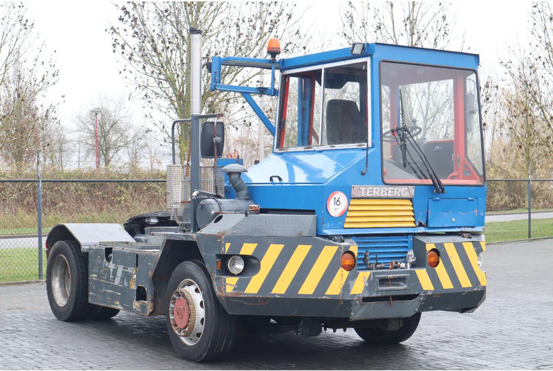 Terberg RT 20 | 4X4 | TERMINAL TRACTOR | DUTCH REG. - Tractor terminal: Foto 5 Terberg RT 20 | 4X4 | TERMINAL TRACTOR | DUTCH REG. - Tractor terminal: Foto 5