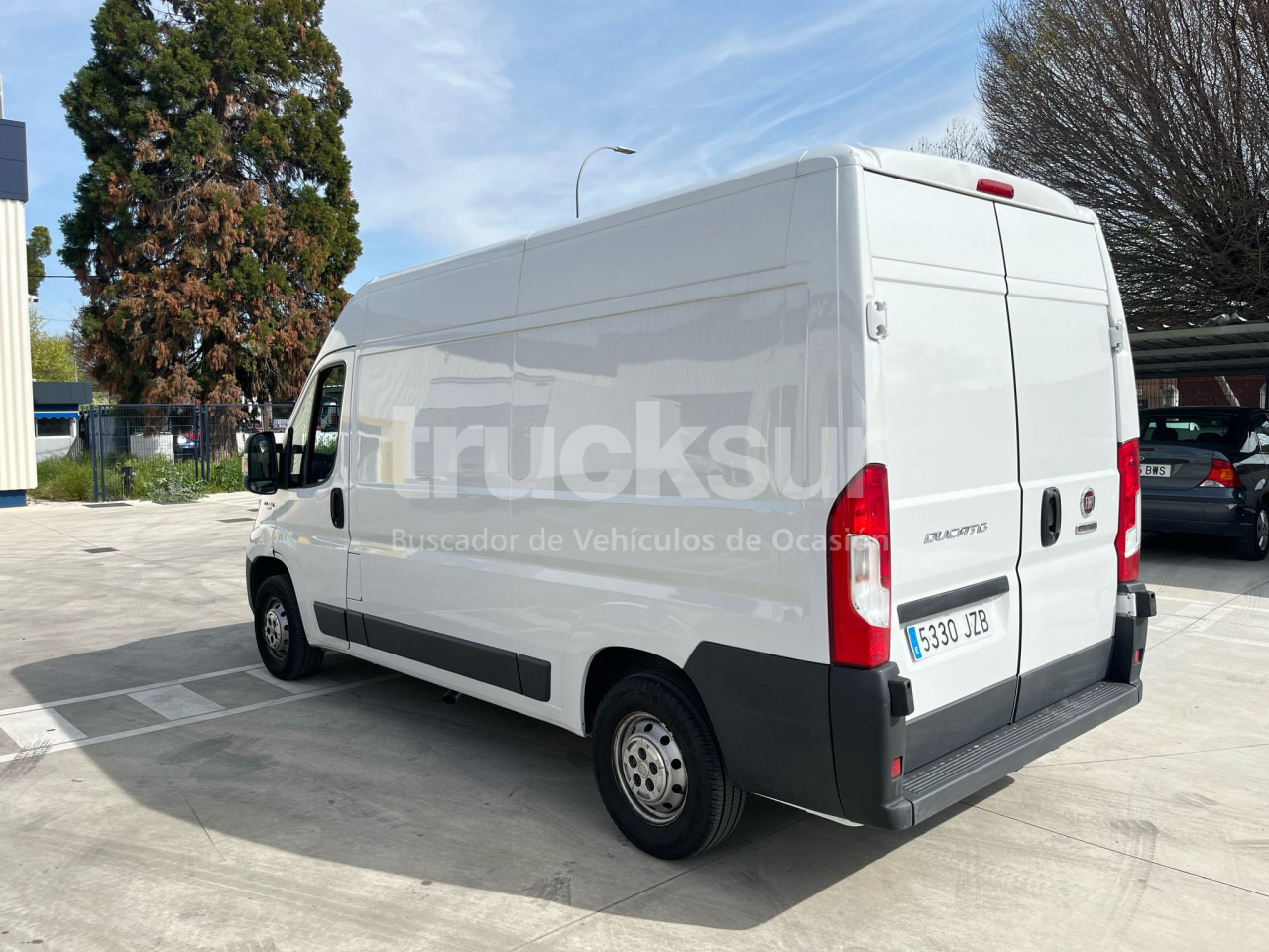 FIAT DUCATO 130.35 - Autoutilitară box: Foto 3 FIAT DUCATO 130.35 - Autoutilitară box: Foto 3