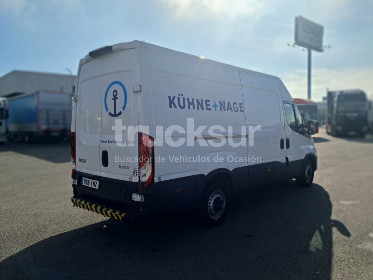 IVECO 35S14 12M3 - Autoutilitară box: Foto 5 IVECO 35S14 12M3 - Autoutilitară box: Foto 5