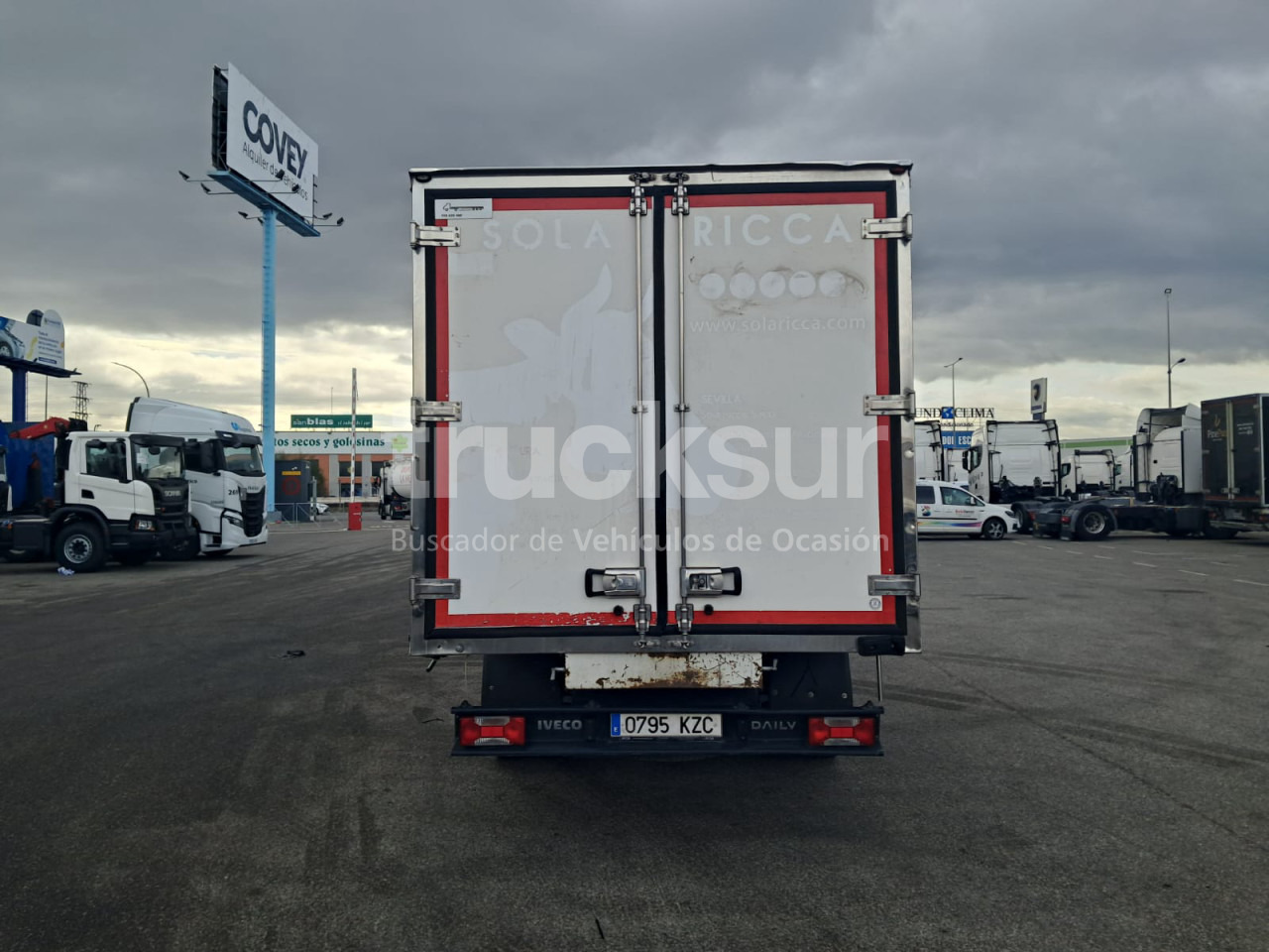 IVECO 72C18 - Camion frigider: Foto 4 IVECO 72C18 - Camion frigider: Foto 4