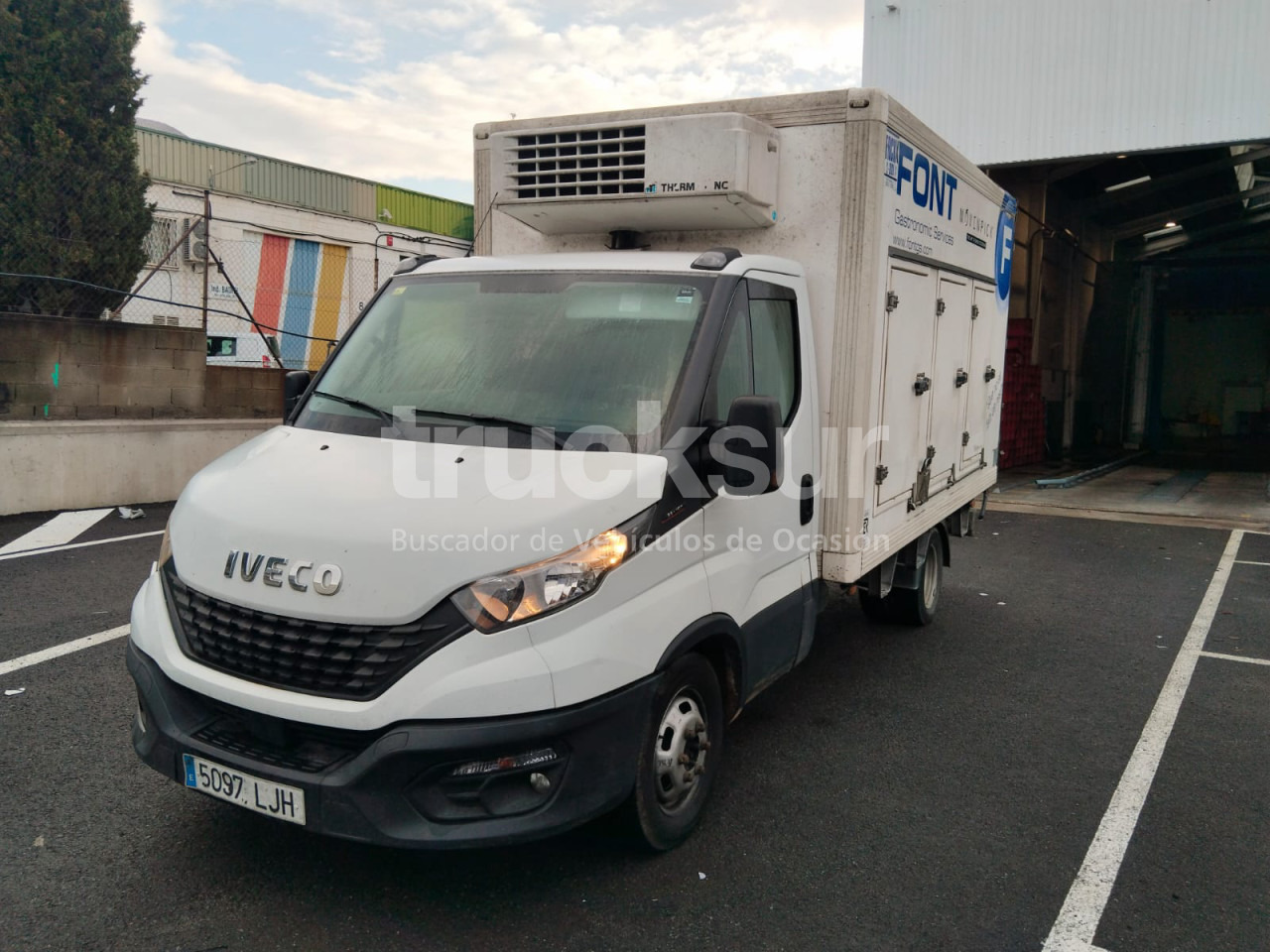 IVECO DAILY 35C16 FRC-X THK - Autoutilitară box: Foto 1 IVECO DAILY 35C16 FRC-X THK - Autoutilitară box: Foto 1