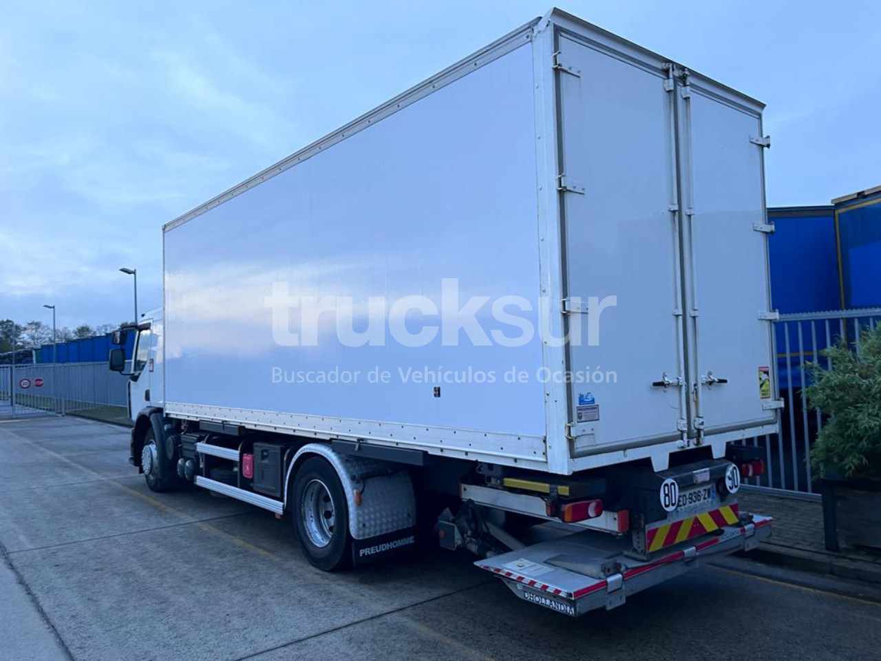 RENAULT D280.18 - Camion furgon: Foto 5 RENAULT D280.18 - Camion furgon: Foto 5