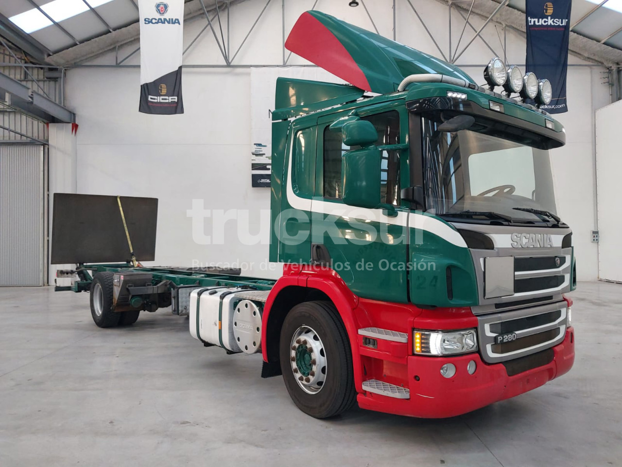 SCANIA P280.18 - Camion şasiu: Foto 2 SCANIA P280.18 - Camion şasiu: Foto 2