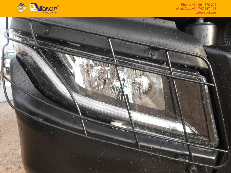 IVECO TWAY 6x4 - TRUCK FOR EXPORT - Cap tractor: Foto 3 IVECO TWAY 6x4 - TRUCK FOR EXPORT - Cap tractor: Foto 3