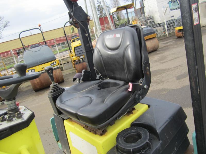 Amman AV26-2 - Cilindru compactor pentru asfalt: Foto 5 Amman AV26-2 - Cilindru compactor pentru asfalt: Foto 5