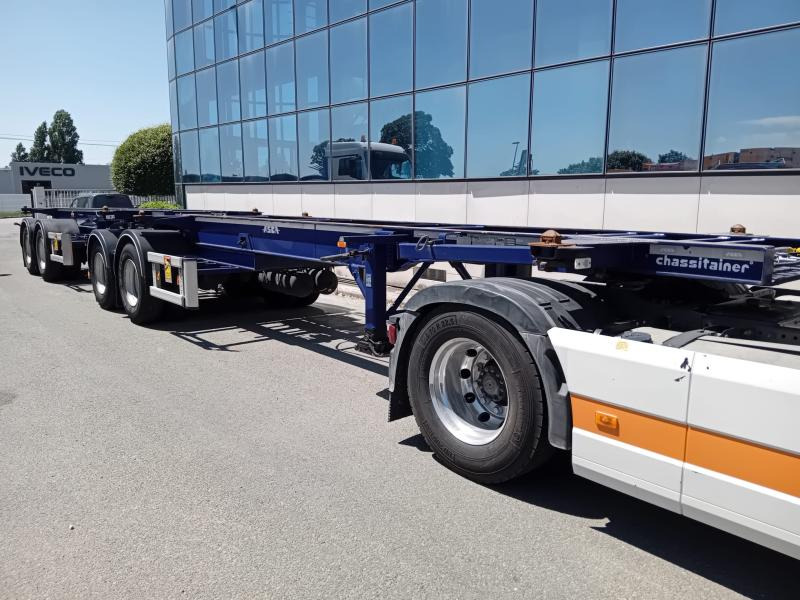Asca - Semiremorcă transport containere/ Swap body: Foto 1 Asca - Semiremorcă transport containere/ Swap body: Foto 1